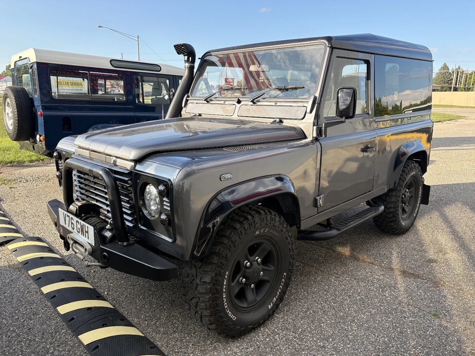 2000 Land Rover Defender - Image 2 of 30