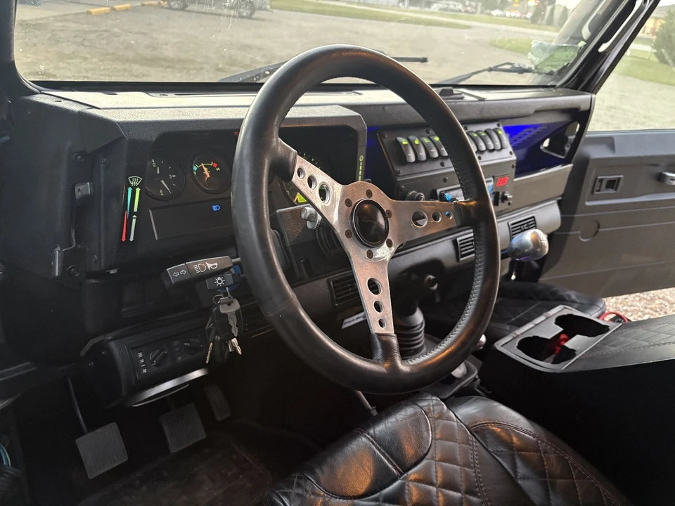 2000 Land Rover Defender - Image 18 of 29