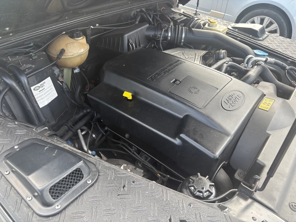 2000 Land Rover Defender - Image 26 of 29