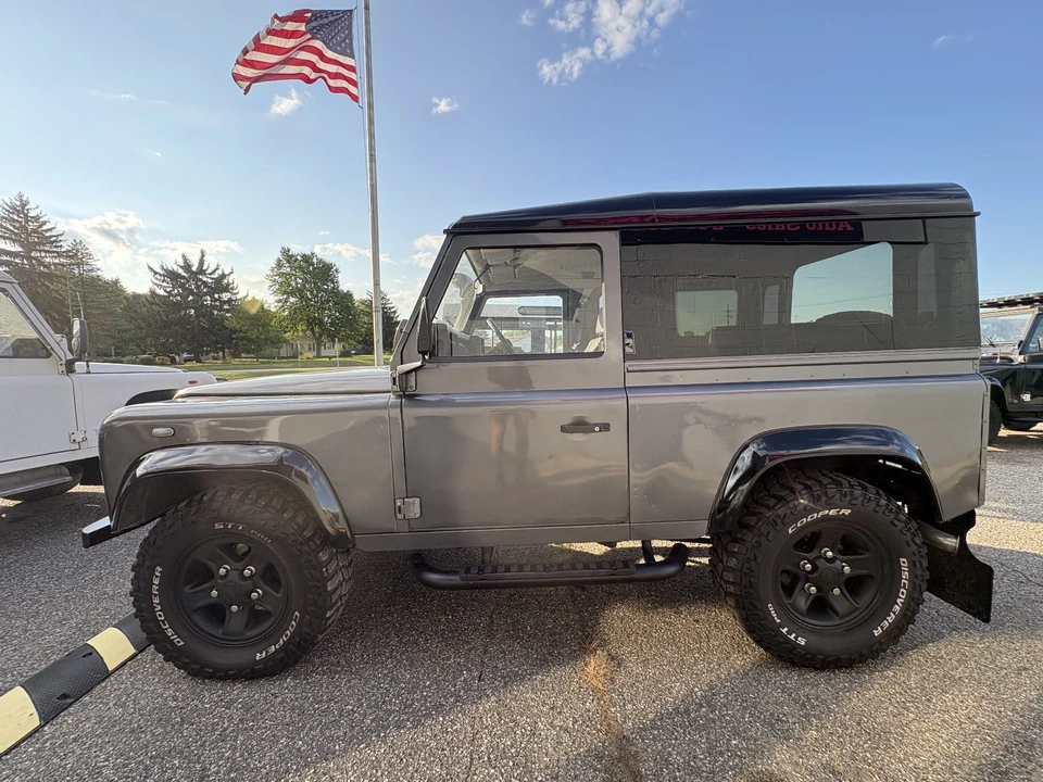 2000 Land Rover Defender - Image 9 of 30