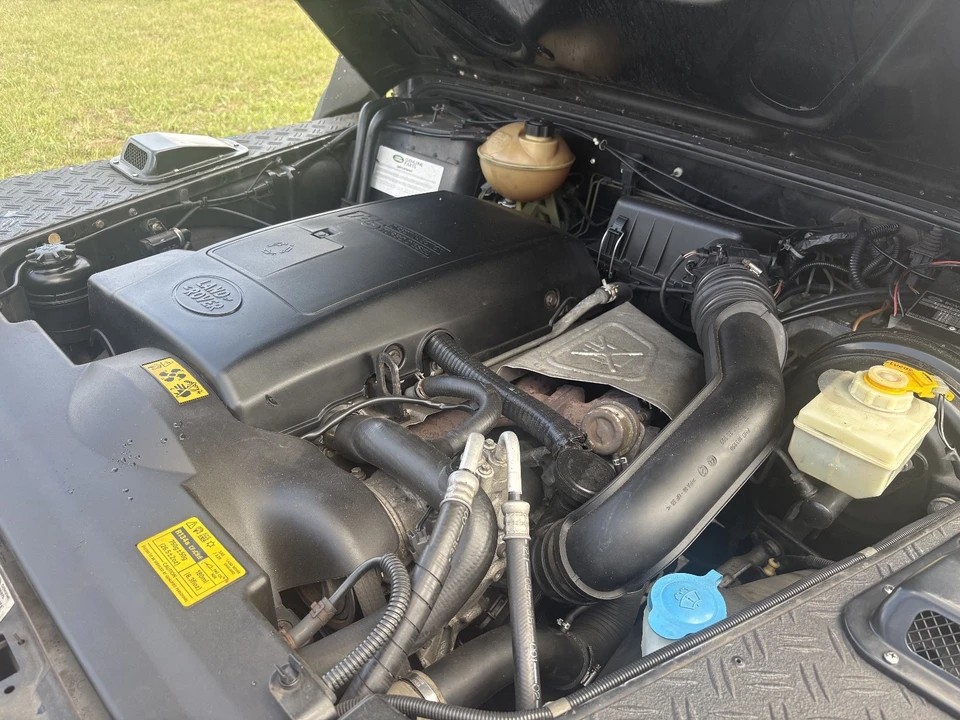 2000 Land Rover Defender - Image 25 of 29
