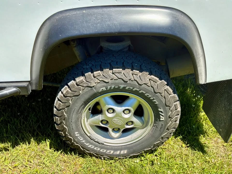2000 Land Rover Defender - Image 9 of 11