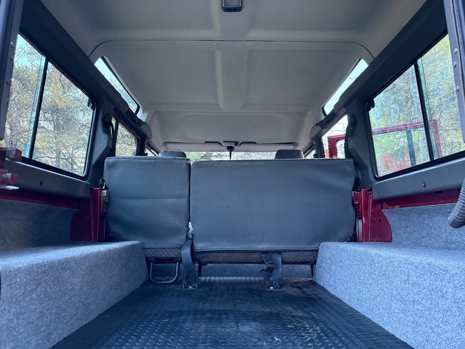 2000 Land Rover Defender 110 - Image 18 of 21