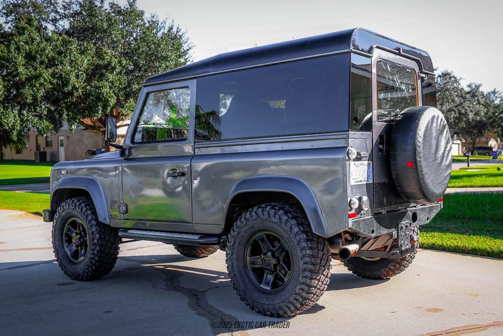 2000 Land Rover Defender 90 - Image 6 of 12