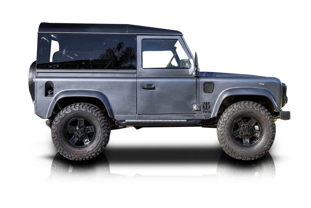 2000 Land Rover Defender 90 - Image 2 of 12