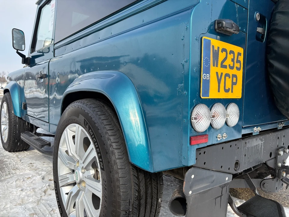 2000 Land Rover Defender 90 - Image 12 of 21