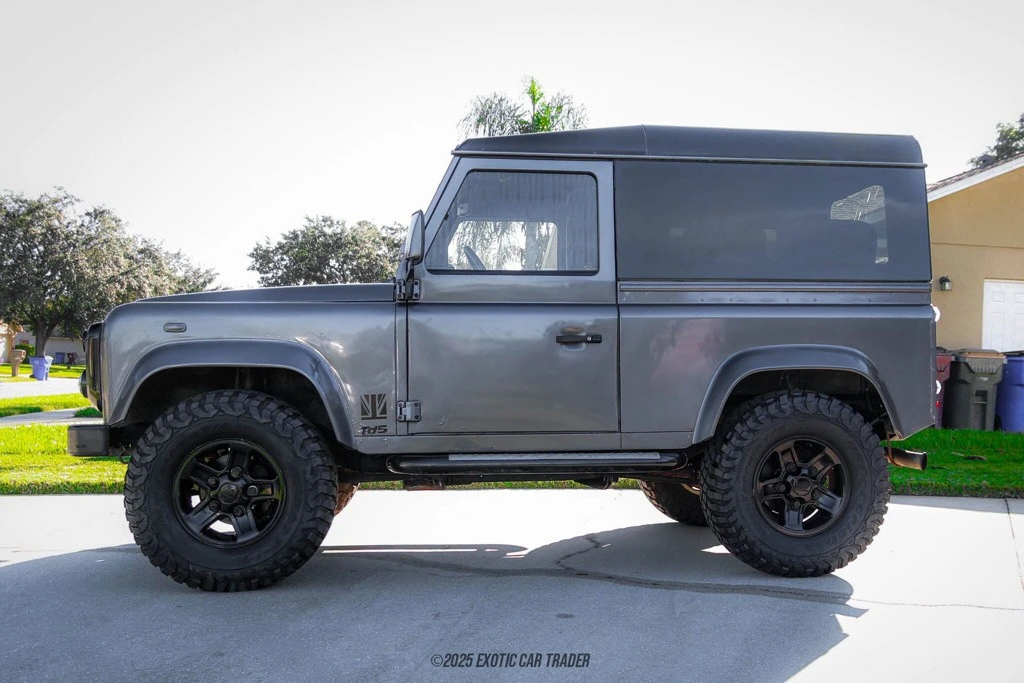 2000 Land Rover Defender 90 - Image 3 of 12