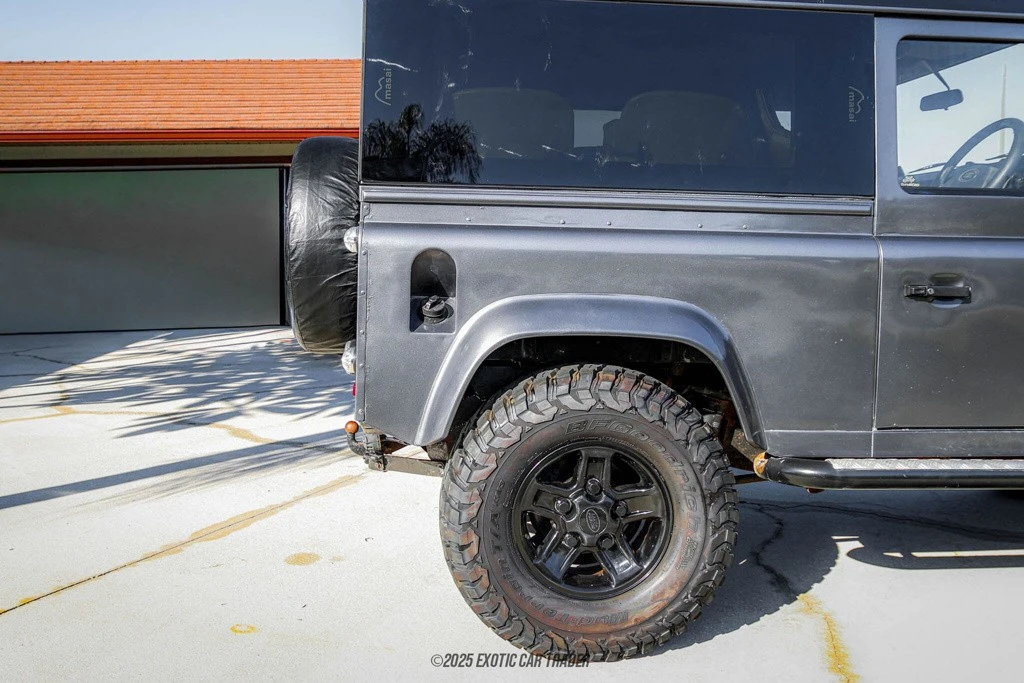 2000 Land Rover Defender 90 - Image 10 of 12