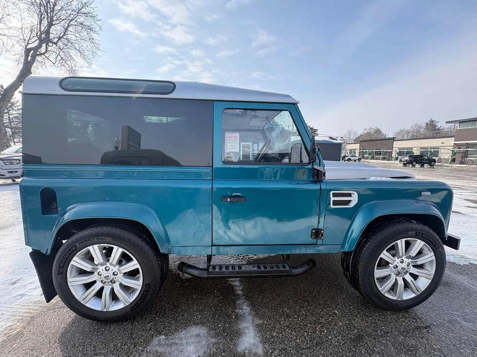 2000 Land Rover Defender 90 - Image 6 of 21
