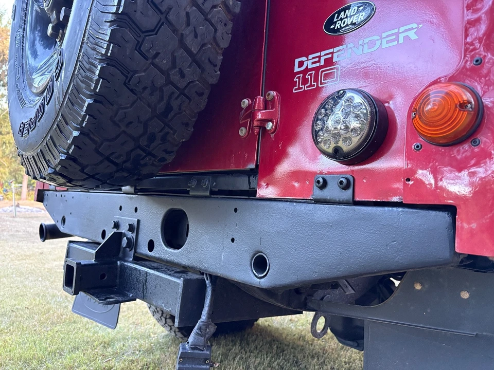 2000 Land Rover Defender 110 - Image 9 of 21
