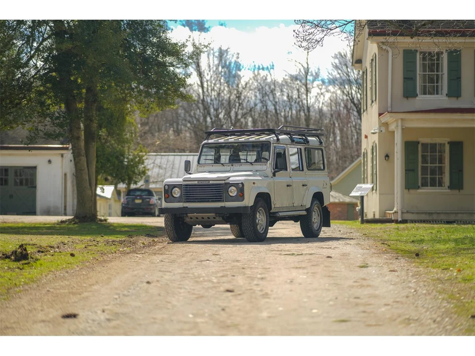 2000 Land Rover Defender 110 - Image 20 of 31