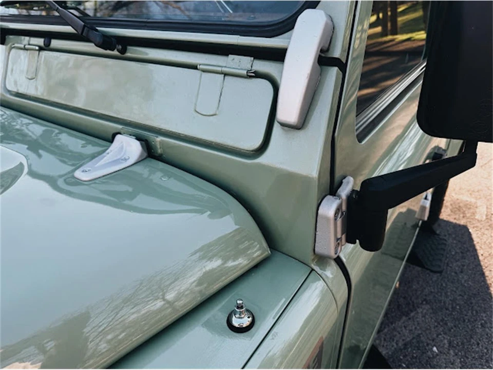 2000 Land Rover Defender 110 - Image 23 of 31