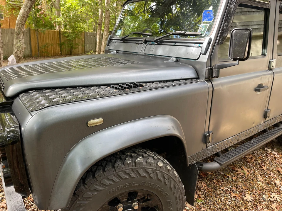 2000 Land Rover Defender 110 - Image 19 of 31