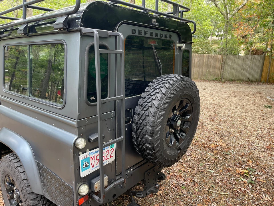 2000 Land Rover Defender 110 - Image 30 of 31