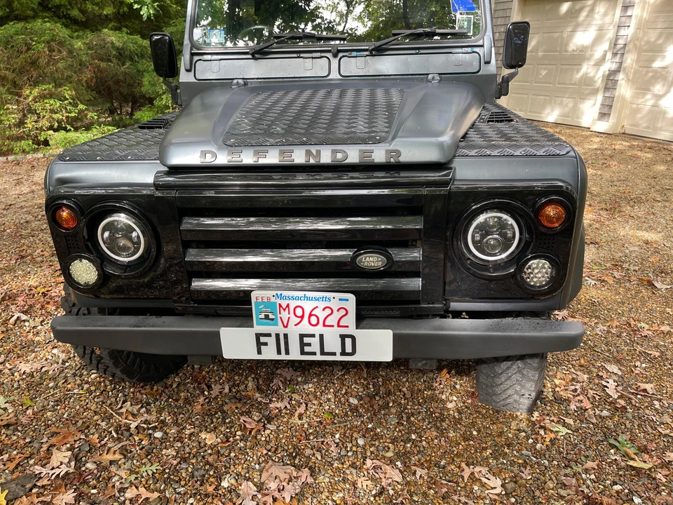 2000 Land Rover Defender 110 - Image 17 of 31