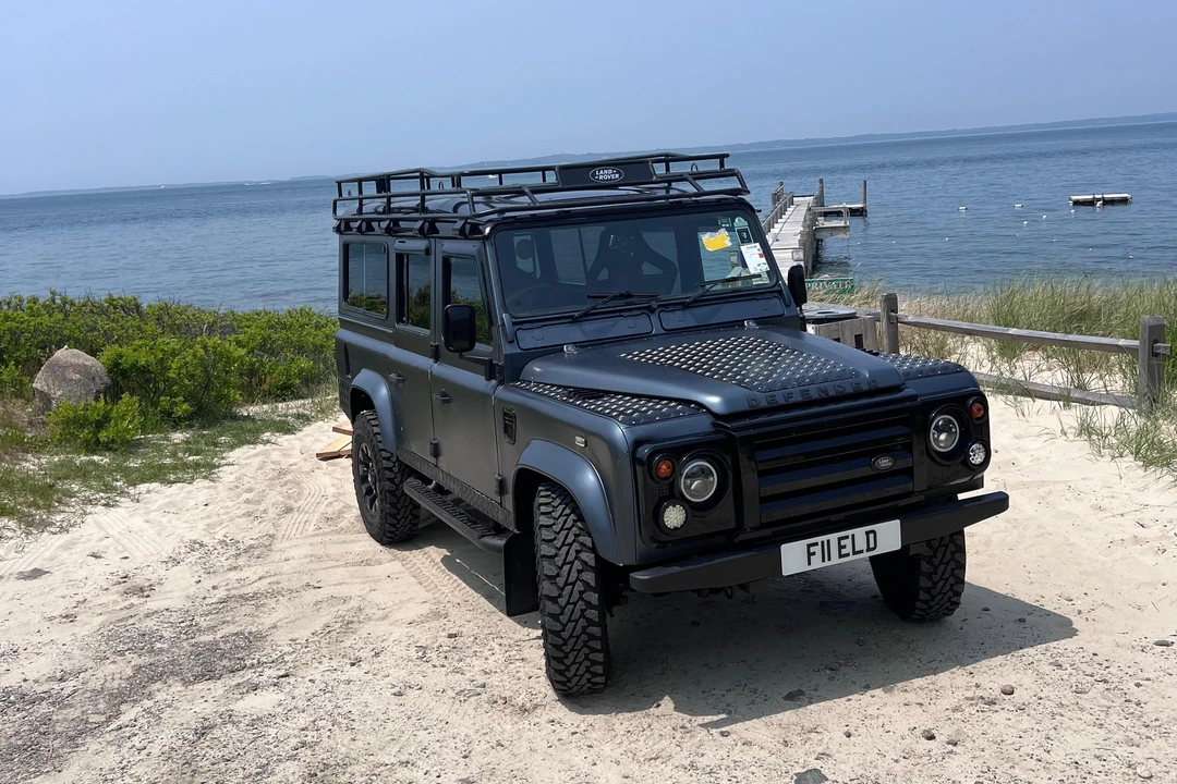 2000 Land Rover Defender 110 - Image 14 of 31