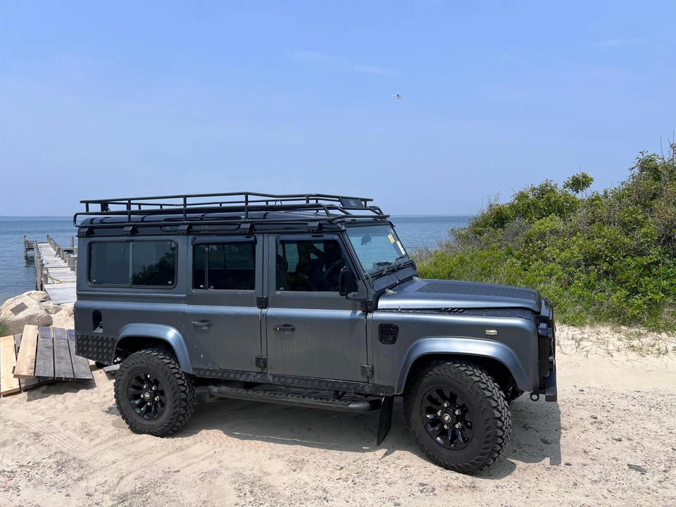 2000 Land Rover Defender 110 - Image 13 of 31