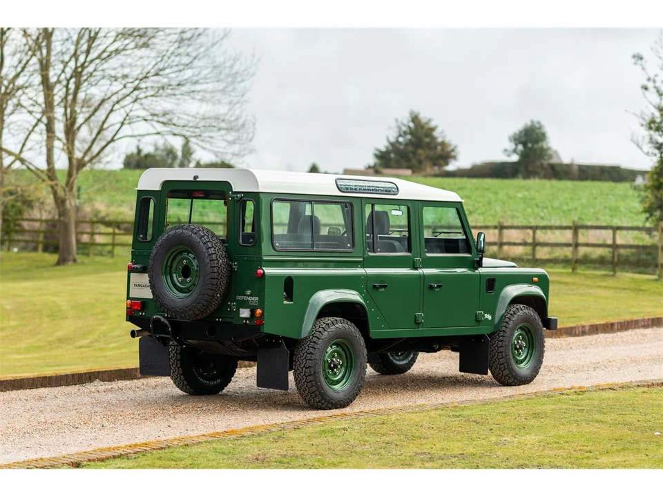 2000 Land Rover Defender 110 - Image 18 of 31