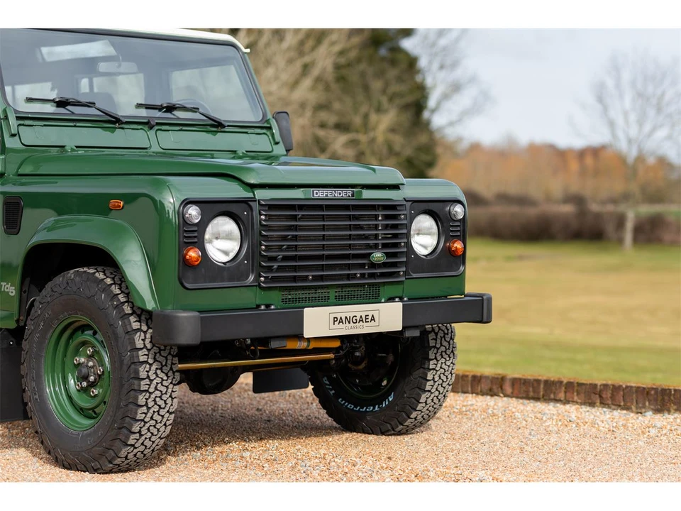 2000 Land Rover Defender 110 - Image 22 of 31