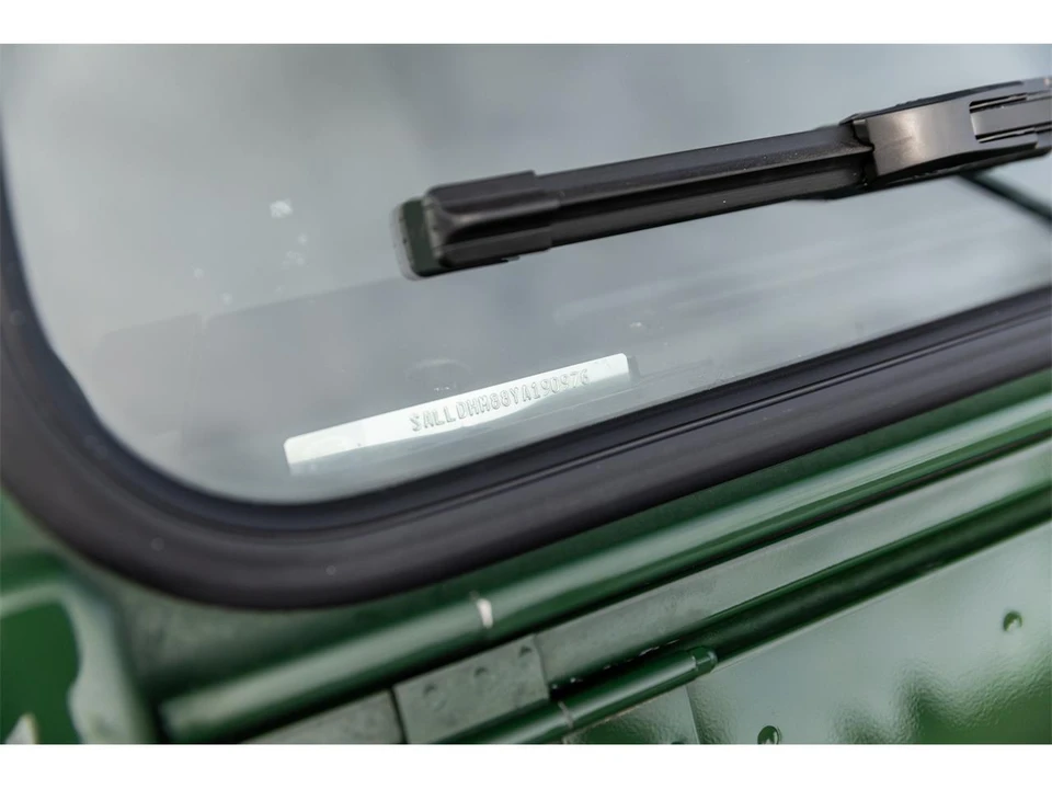 2000 Land Rover Defender 110 - Image 29 of 31