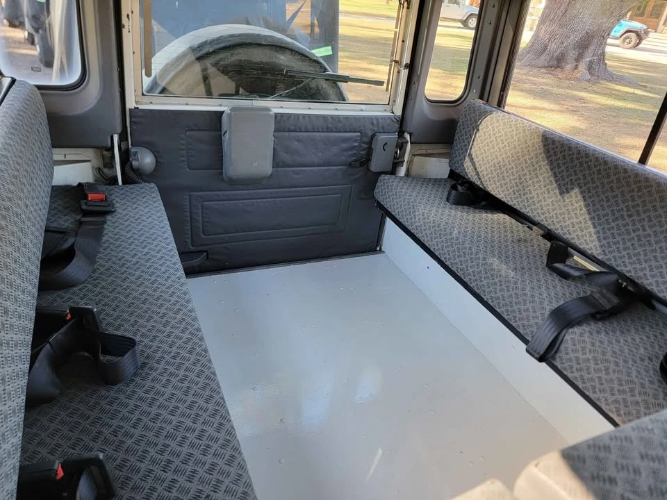 2000 Land Rover Defender 110 - Image 15 of 20