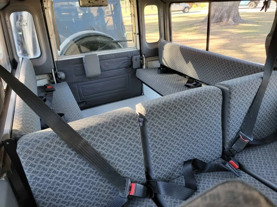 2000 Land Rover Defender 110 - Image 12 of 20
