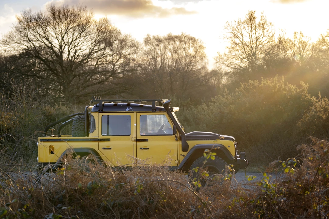 2000 Land Rover Defender 110 - Image 26 of 31