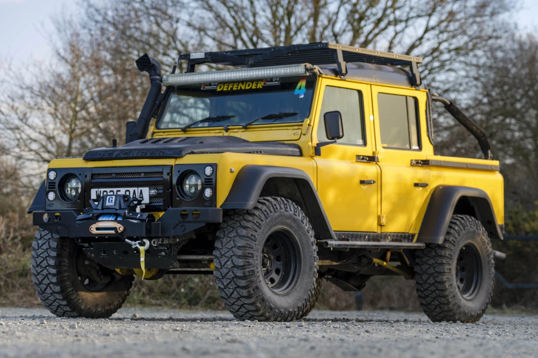 2000 Land Rover Defender 110 - Image 22 of 31