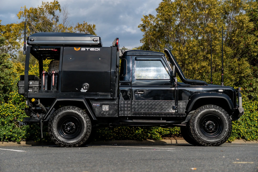 2000 Land Rover Defender 110 - Image 20 of 31