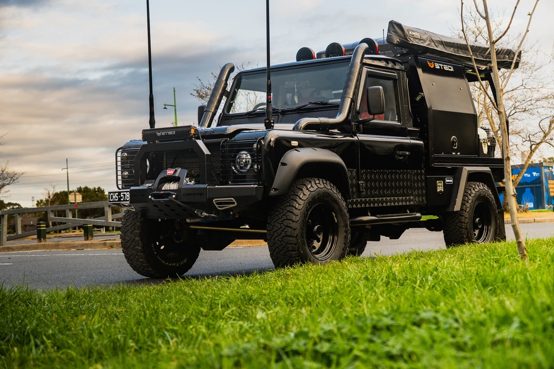 2000 Land Rover Defender 110 - Image 30 of 31