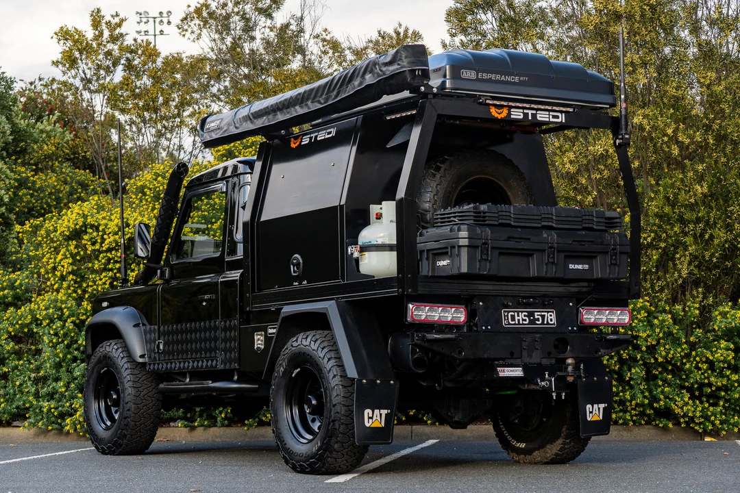 2000 Land Rover Defender 110 - Image 15 of 31