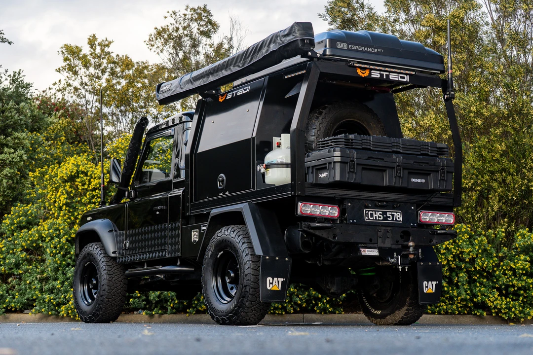 2000 Land Rover Defender 110 - Image 23 of 31