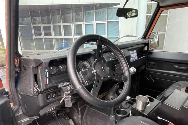 2000 Land Rover Defender 110 - Image 5 of 7