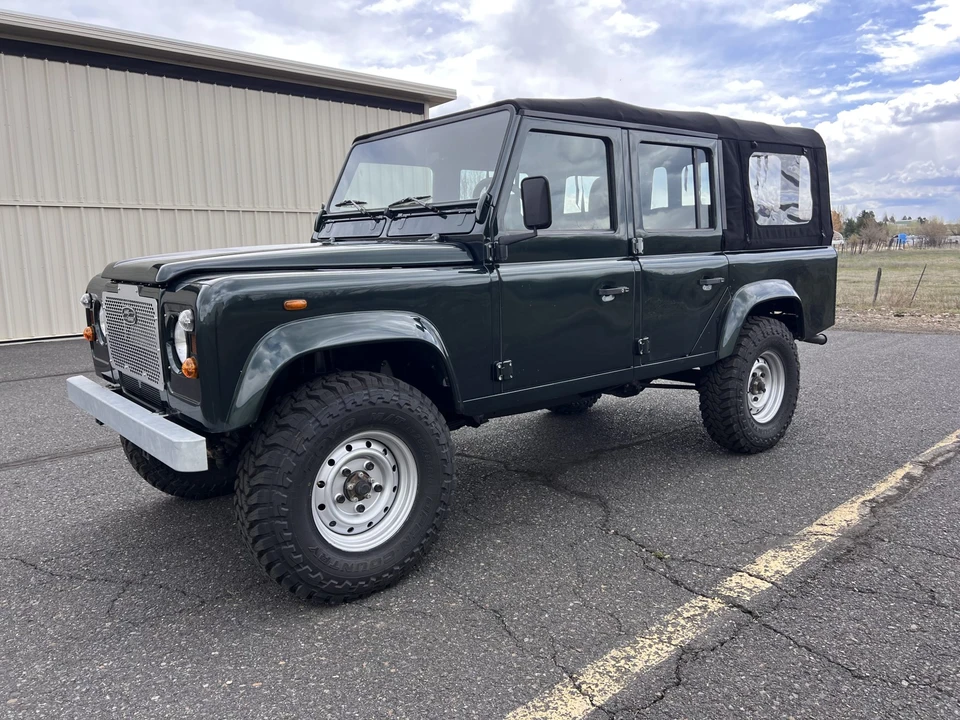 2000 Land Rover Defender 110 - Image 7 of 31