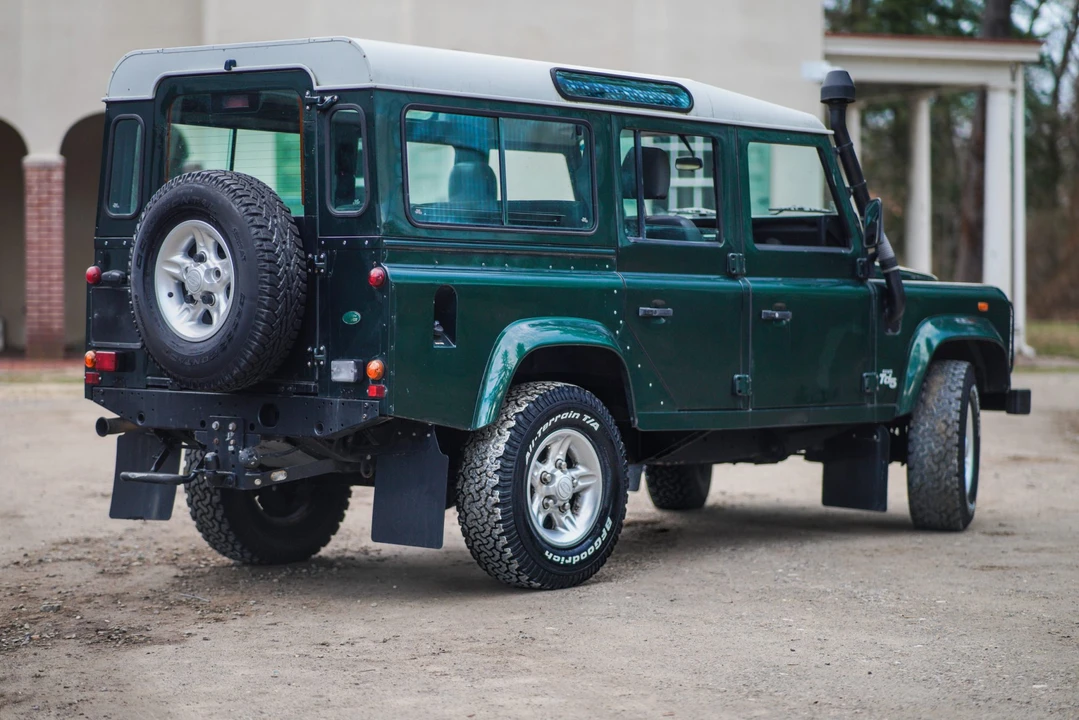 2000 Land Rover Defender 110 - Image 22 of 31