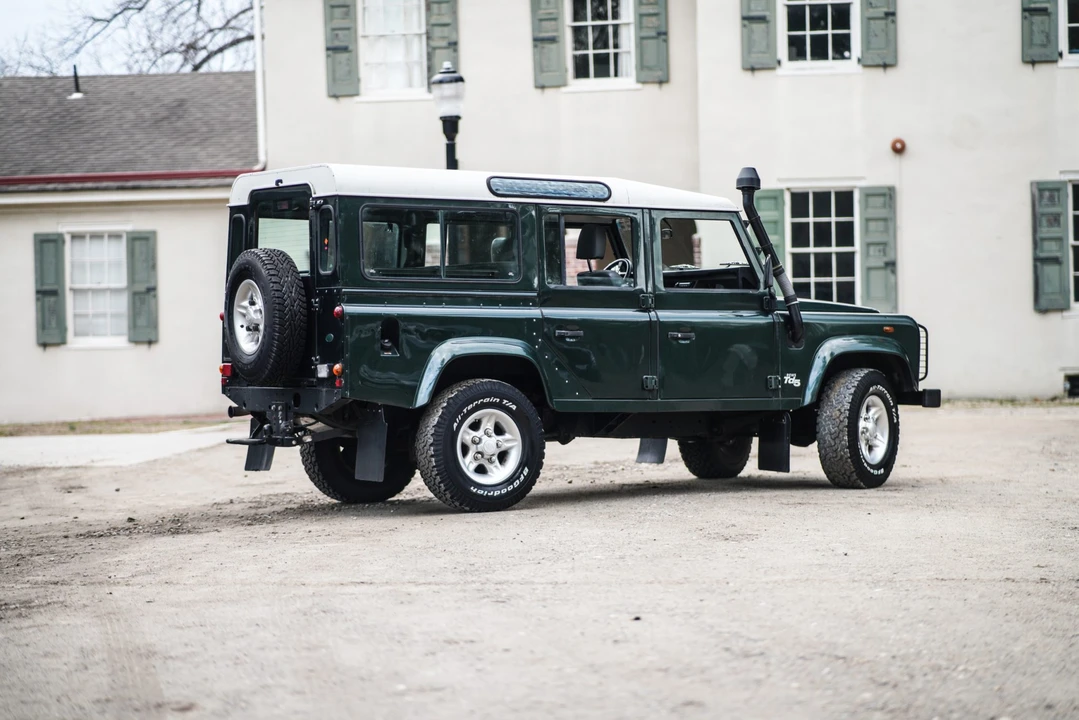 2000 Land Rover Defender 110 - Image 28 of 31