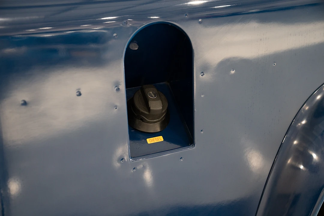 2000 Land Rover Defender 110 - Image 27 of 31
