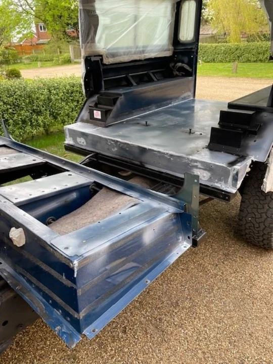 2000 Land Rover Defender 110 - Image 28 of 31