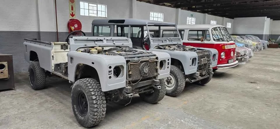 2000 Land Rover Defender 110 - Image 14 of 18