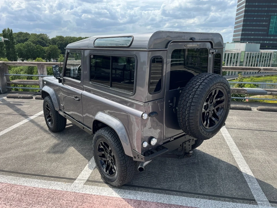 2000 Land Rover Defender 90 - Image 13 of 21