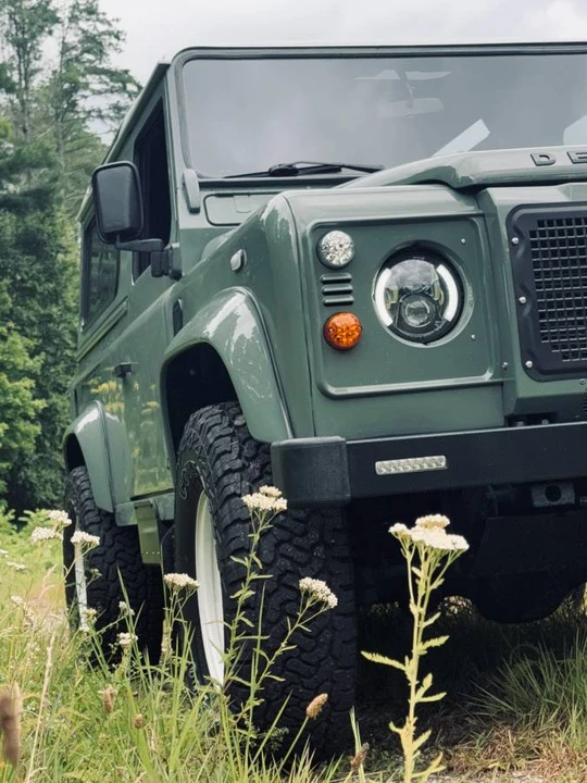 2000 Land Rover Defender 90 - Image 3 of 21
