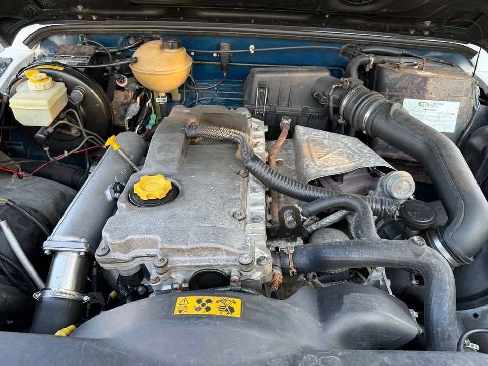 2000 Land Rover Defender 90 - Image 9 of 11