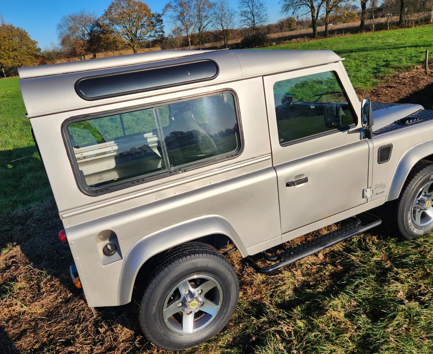 2000 Land Rover Defender 90 - Image 15 of 21