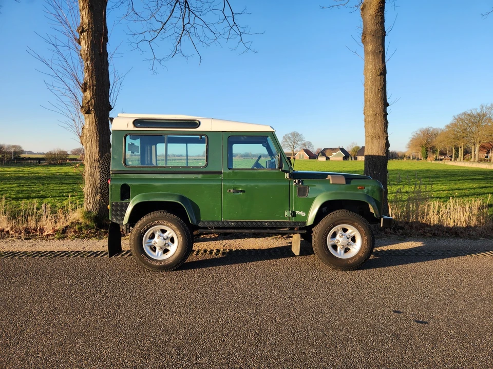 2000 Land Rover Defender 90 - Image 18 of 21