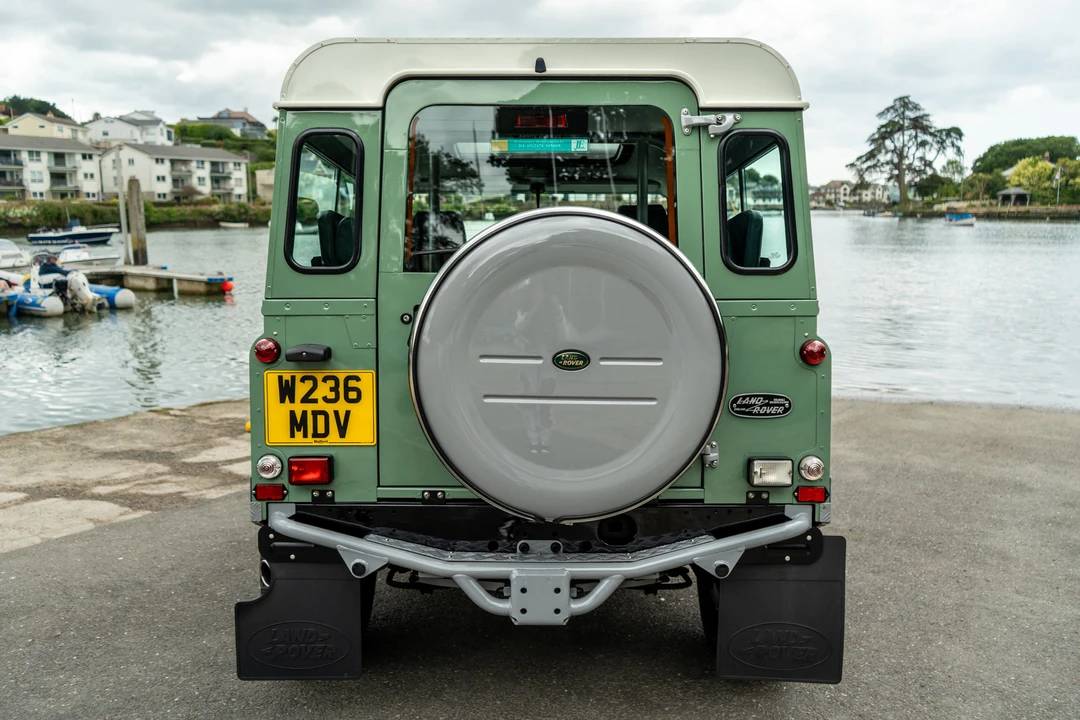 2000 Land Rover Defender 90 - Image 6 of 31