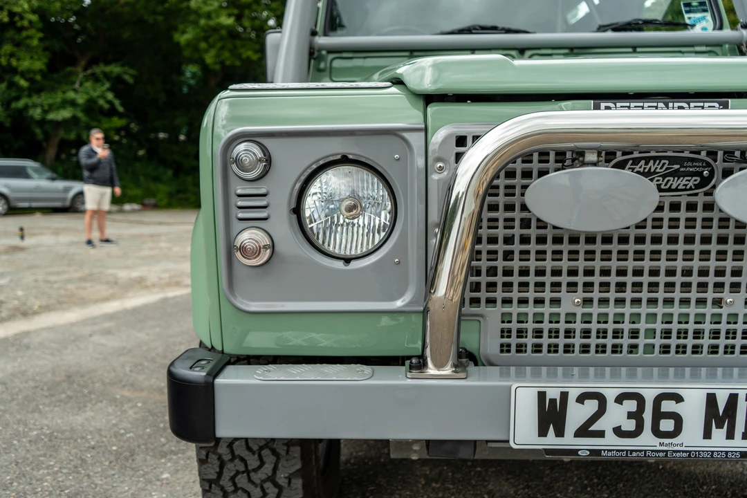 2000 Land Rover Defender 90 - Image 12 of 31