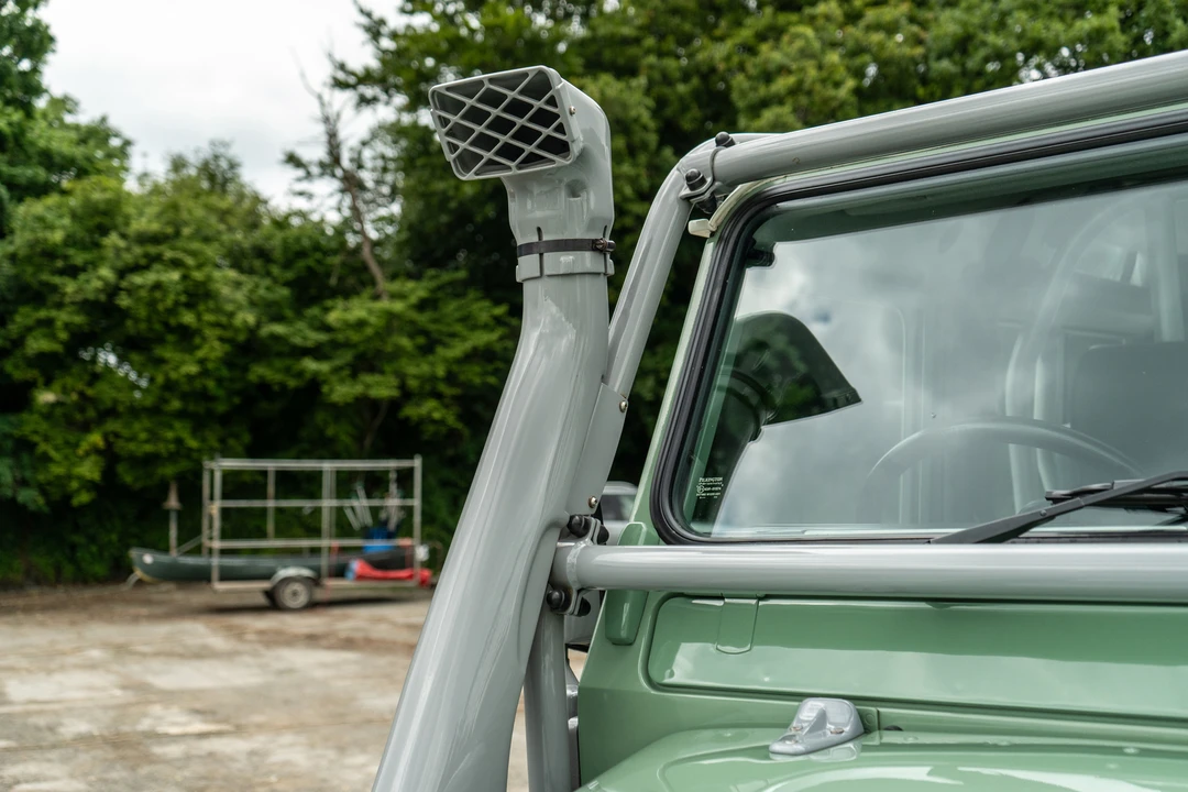 2000 Land Rover Defender 90 - Image 16 of 31