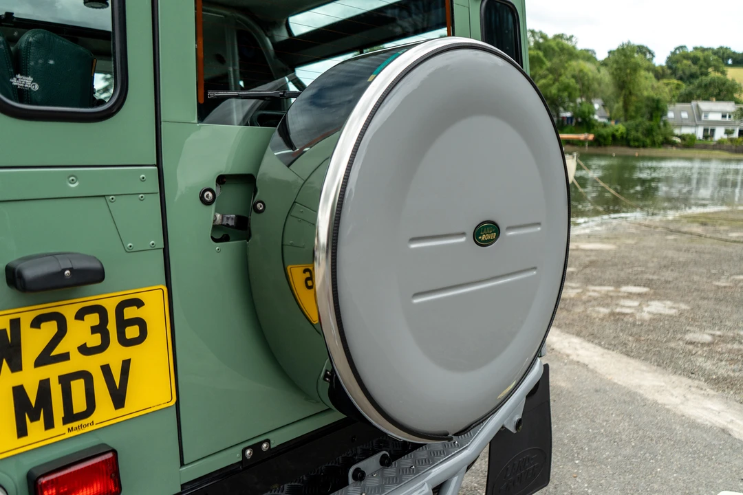 2000 Land Rover Defender 90 - Image 24 of 31