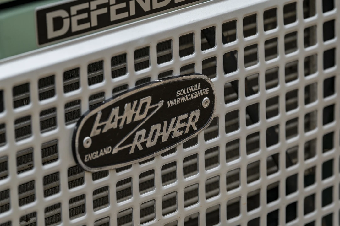 2000 Land Rover Defender 90 - Image 16 of 31