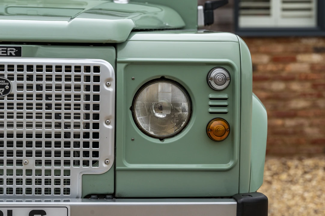 2000 Land Rover Defender 90 - Image 18 of 31